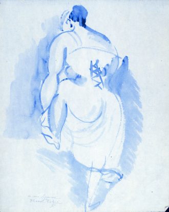 Femme s'habillant