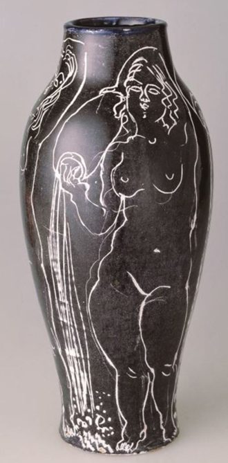 Vase à la Vénus anadyomène