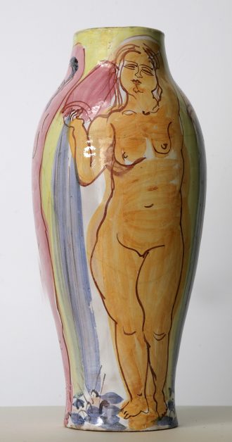 Vase aux trois nus les sources